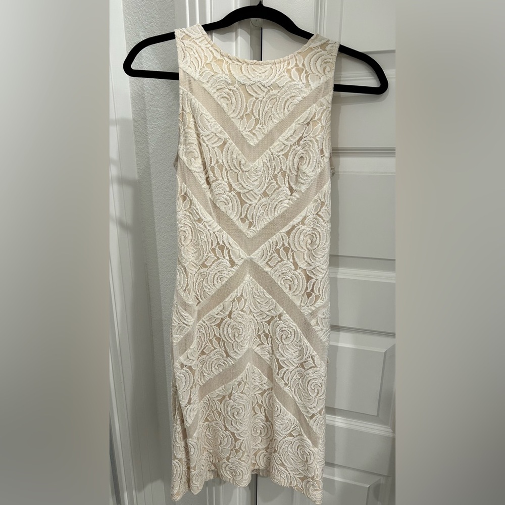 Beautiful white/beige lace dress